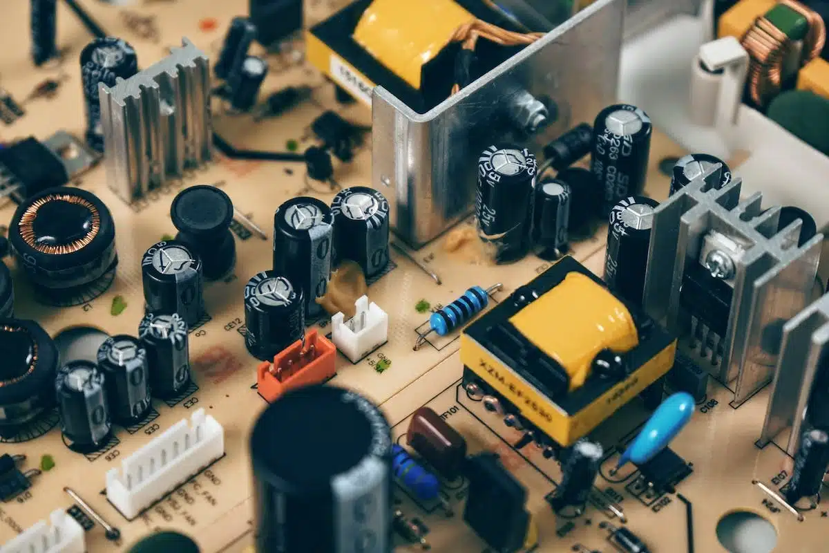 composants électroniques